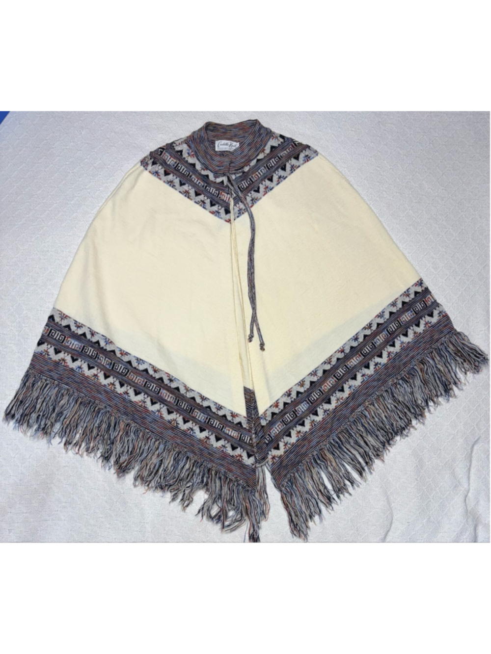 Vintage Cuddle Knit Boho Southwest Poncho Cape Shawl Cream Geometric OS GUC